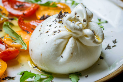 Burrata e formaggi italiani in crescita nei mercati internazionali